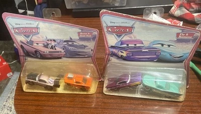Disney Cars Flo & Ramone & Boost & Snot Rod MOVIE MOMENTS PAQUETE DE 2 ORIGINALES 2006 Foto 1 de 4