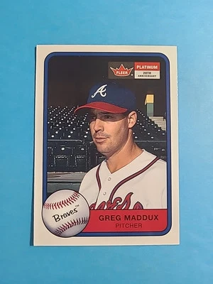 Greg Maddux 2001 Fleer Platinum Baseball Card # 103 I4783 - Image 1 of 2