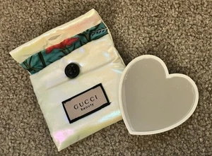 Rare Gucci Vip Gift Heart Shape White Pocket Mirror with Pouch 2022 Collection - Picture 1 of 5