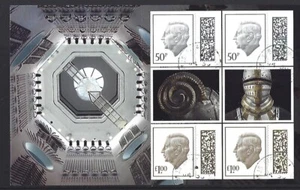 GRAN BRETAÑA 2025 ARMERÍAS REALES PRESTIGIO FOLLETO PANEL 4 FINO USADO - Imagen 1 de 1