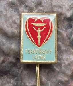 Frantiskovy Lazne Czech Natural Spring Water Spa Resort Red Heart Logo Pin Badge - Picture 1 of 2