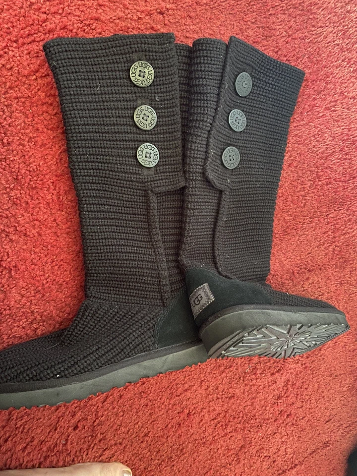 Botas suéter UGG Australia 5857 clásicas de punto a ganchillo para mujer talla EE. UU. 9 Foto 1 de 2