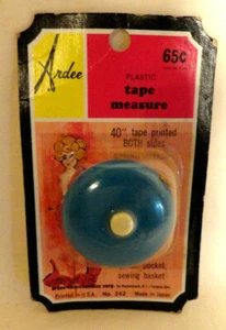 VINTAGE ARDEE PLASTIC TAPE MEASURE NEW - Foto 1 di 4