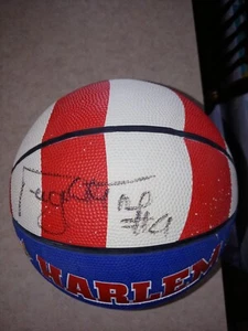 Harlem Globetrotters Autographed Signed Basketball signature - Picture 1 of 4