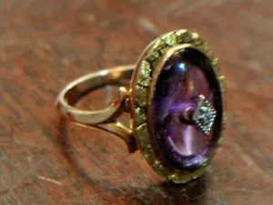 ANTIQUE 10K Y/G NATURAL AMETHYST, DIAMOND CABOCHON RING - Picture 1 of 8