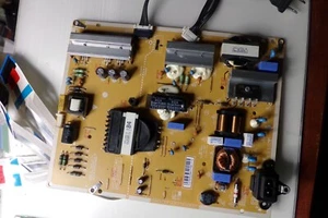 PLACA DE ALIMENTACIÓN LG 65UM6900PUA LGPJ65TJR-18U1 Y CABLE MOSTRADO - Imagen 1 de 3