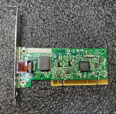 Intel PWLA8391GTBLK PRO/1000 GT Desktop Network Adapter - Image 1 of 4