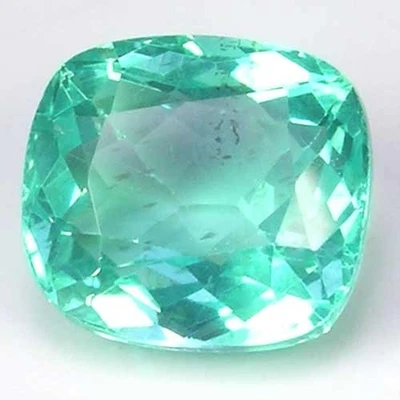 DELICIOSA GEMA COLOR VERDE PAVO REAL APATITA BRASILEÑA 2.3CT - CORTE COJÍN Foto 1 de 3