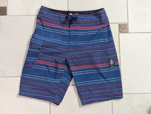 Volcom Mod-Tech Boys Board Shorts Size 27 Waist, 14 Youth, Excellent Condition! - Picture 1 of 4