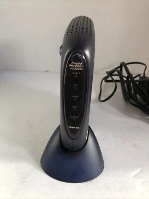 Toshiba DOCSIS Cable PCX2200 (DAZ8817F-R) 43 Mbps (no CD) - Image 1 of 4