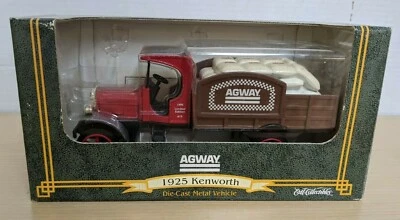 Ertl Agway 1925 Kenworth 压铸金属饲料卡车车辆 #F326_1995 — 第 1/4 张图片