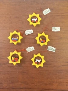 ERZGEBIRGE,Christian Ulbricht Echt , Wooden Tree Decorations X5, Vintage Unused  - Foto 1 di 13