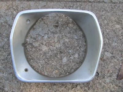 Plymouth Duster 1973 1974 faros delanteros bisel derecho #2 buen conductor Foto 1 de 4