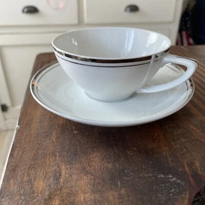 Taza y platillo Norleans Candlelight 9102816 - Precio por juego Se envía rápidamente - Imagen 1 de 5