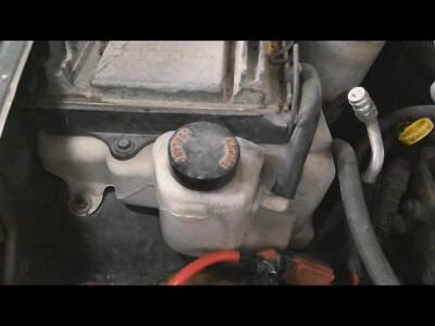 Used Engine Coolant Reservoir fits: 2001 Chevrolet Blazer s10/jimmy s15 w/o Dex- Foto 1 de 4