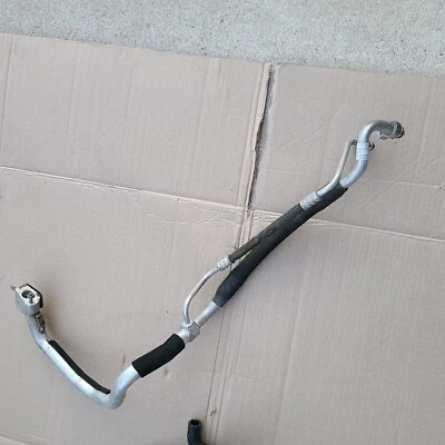 08-14 Mercedes W204 C300 C250 AC A/C mangueira de tubo de linha de ar condicionado fabricante de equipamento original  - Imagem 1 de 3