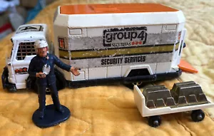 Matchbox Group 4 Securitas Ford Van, King Size K-19, Bullion Trailer & Man - Picture 1 of 10