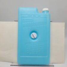 Rubbermaid Refreeze Beverage Bottle 8281 Water Ice Chest Cooler Blue Pack