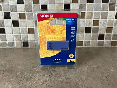 SANDISK 32 MB MEMORY STICK SDMS-32-822. J1-3 - Image 1 of 4