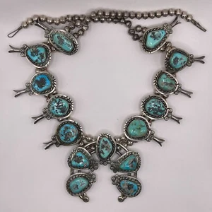 COLLAR GRANDE VINTAGE NAVAJO PLATA ESTERLINA Y TURQUESA FLOR DE CALABAZA 232 GR - Imagen 1 de 10