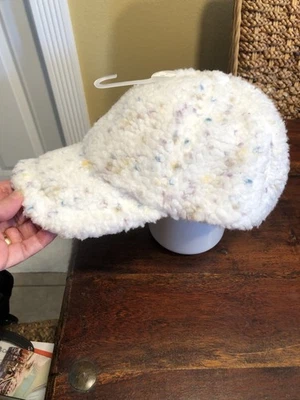 Old Navy женщин/девочек один размер подходит большинство белый и цвета уютный шерпа бейсбольная кепка - Изображение 1 из 4