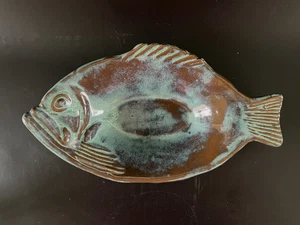 Thora Ovenware Fish Pottery Bake Ware Blue/Green Glaze 12" Exc Cond - Picture 1 of 8