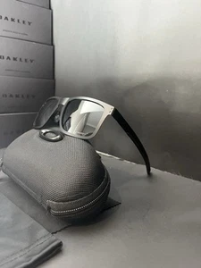 Black Metal Holbrook Oakley Sunglasses - Picture 1 of 2