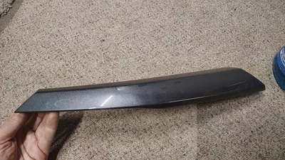 Ala de moldeo OEM 2023-2024 Subaru Outback B/G LH 91121AN20A (pieza de rejilla) Foto 1 de 4