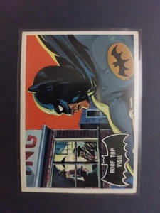 1966 Topps Batman Black Bat Roof Top Vigil #5 EX - Picture 1 of 2