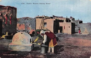 # K2928 PUEBLO INDIANER BACKEN BROT POSTKARTE, - Bild 1 von 2