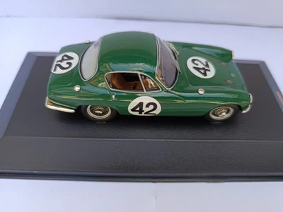 Modelos IXO - Lotus Elite #42 Le Mans 1961 (Branco/Verde) - Escala 1:43 - Imagem 1 de 4