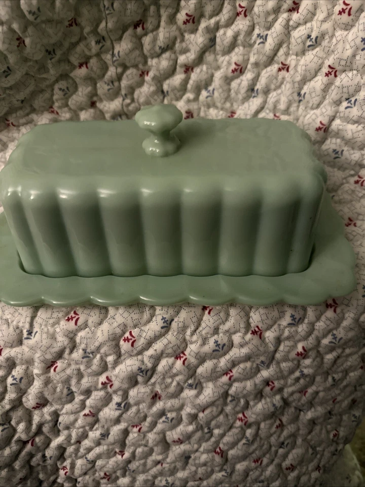 Pioneer Woman Jadeite Butter Dish Green Glass Scalloped Edge - Image 1 of 4