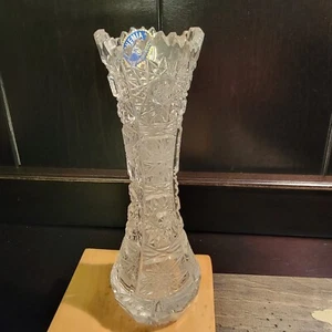 Bohemian Czech Lead Crystal Vase Hand Cut Queen Lace 6" Tall Over 24% Pb0 - Picture 1 of 8