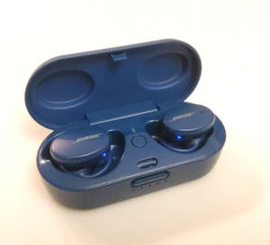 Bose Sport Earbuds - Auricolari Bluetooth Wireless, Blu con protezione in gomma - Foto 1 di 15
