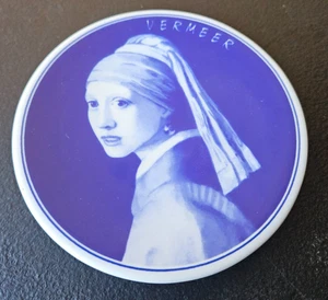 GIRL WITH THE PEARL EARRINGS. VERMEER DELFT BLUE CERAMIC DISH. DELFINO HOLLAND. - Picture 1 of 5