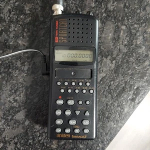 UNIDEN Bearcat SC150B Sportcat Portable Twin Turbo Scanner w Power Adapter - Picture 1 of 4