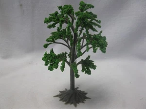 Árbol de nogal de plástico de jardín de hadas de Georgetown - Imagen 1 de 3