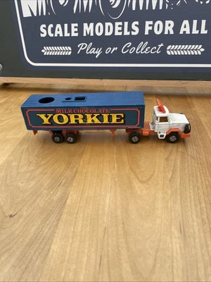 Corgi die cast vehicles-british Leyland Yorkie - Image 1 of 4