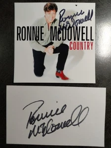 FOTO 4X4 Y TARJETA 3X5 AUTÓGRAFA FIRMADA A MANO RONNIE MCDOWELL - CANTANTE ELVIS PRESLEY - Imagen 1 de 4