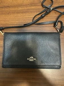 Cartera sin asas Coach de cuero negro granulado plegable - Imagen 1 de 14