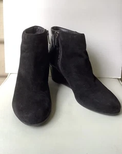 Aquatalia Suede Booties Black Ankle 39 AU 8.5 Leather Boots Heels Italy Snakeski - Picture 1 of 12