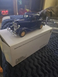 1:32 Die Cast 1933 Chevrolet Eagle Two Passenger Five Window Coupe Beautiful Blu - Picture 1 of 2
