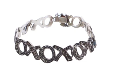 Pulsera de plata de ley X O marcasita Foto 1 de 4