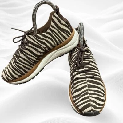 Zapatilla deportiva OTBT Alstead, corcho flexible, acolchada, cebra, suela de lengüeta, para mujer 7,5 nueva sin caja Foto 1 de 4