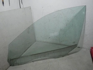 SCHEIBE VORNE LINKS BMW 5er Touring (E61) Kombi 525d 24V (M57-D25(256D2)) - Bild 1 von 1