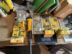 DEWALT T1000 # DDF211010P SINGLE POWDER TRIGGER TOOL used W/ Lots Of Extras - Picture 1 of 6