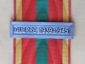 Agrafe GUERRE 1939 - 1945 pour Croix du Combattant Volontaire - Picture 1 of 1