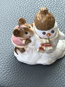 Wee Forest Folk SNOW BUDDIES Mouse & Snowman Christmas Pink Figurine 1992 Donna - Picture 1 of 10