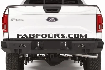 Fab Fours FF15-W3251-1 Premium Rear Bumper Fits 15-20 F-150 - Imagem 1 de 2