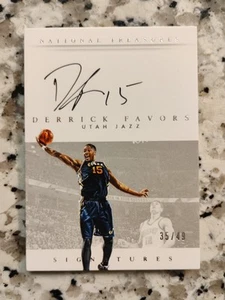 2014-15 Panini National Treasures - Signatures Derrick Favors #S-DF /49 (AU) - Picture 1 of 2